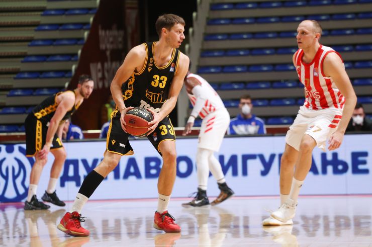 Basketball: Crvena Zvezda - Lokomotiv 17.10.2013