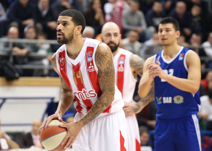 File:James Feldeine 14 KK Crvena zvezda 20171219 (4).jpg - Wikipedia