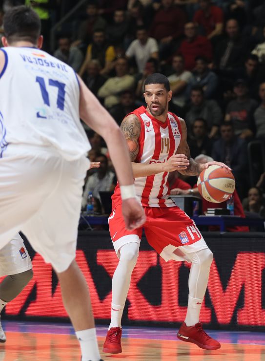 File:James Feldeine 14 KK Crvena zvezda 20171219 (4).jpg - Wikipedia