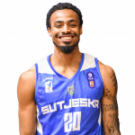 Player Michael Weathers